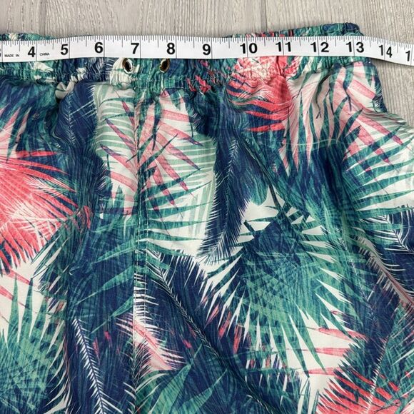 Small Men’s swim shorts, Molokai - Picture 4 of 5